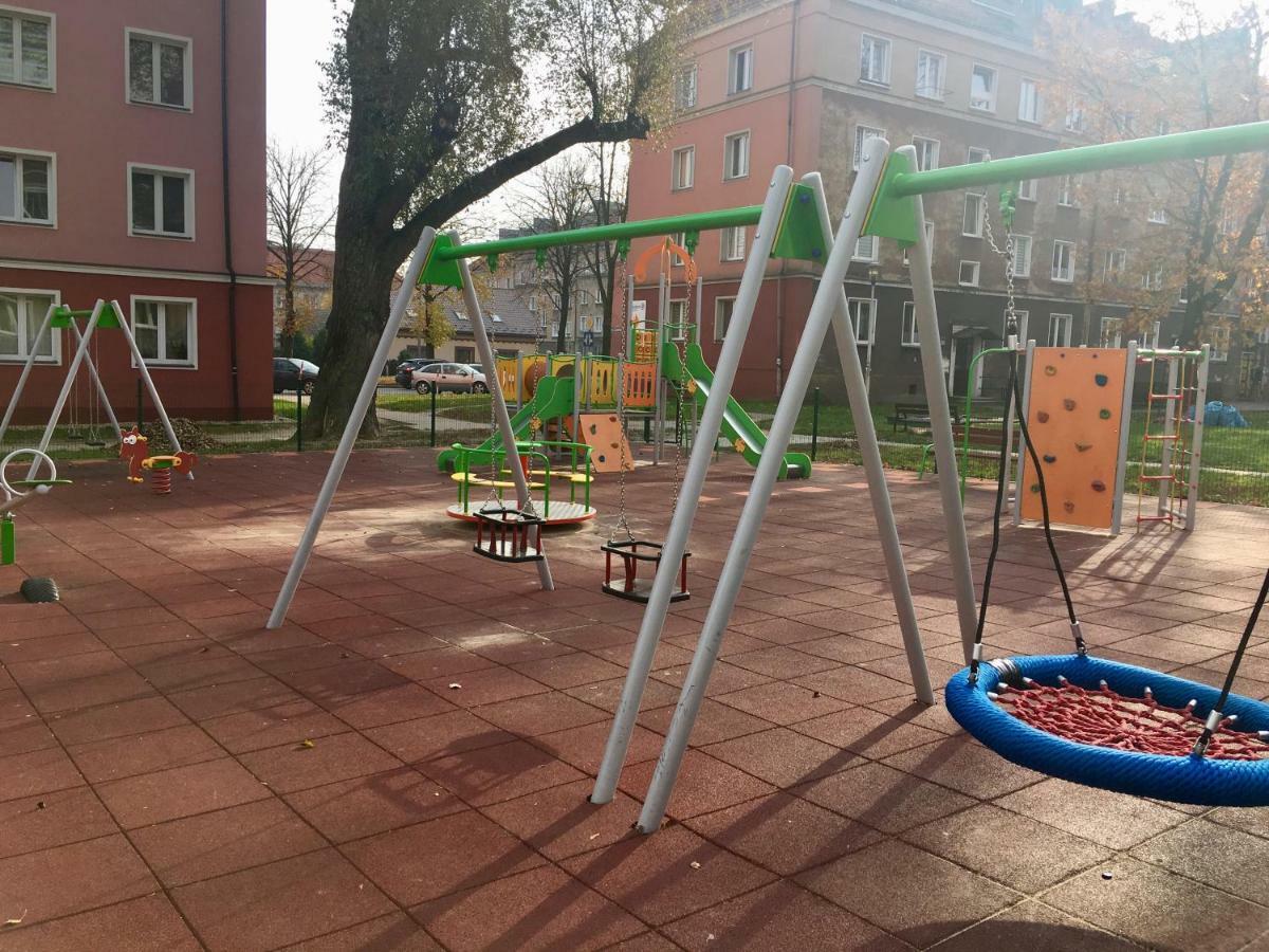 Apartament Przy Stadionie Lägenhet Tychy Exteriör bild